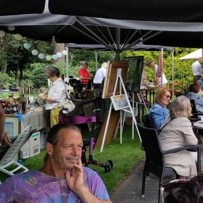 Open dag, Goededoelenmarkt en ledenborrel met BBQ